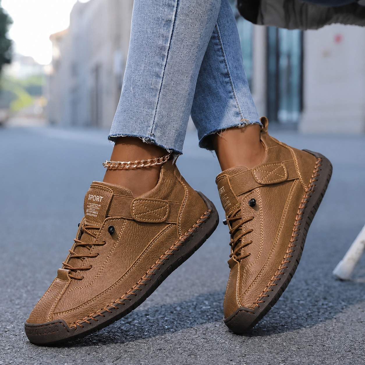 MIA ORTHOPEDIC SNEAKERS - BROWN