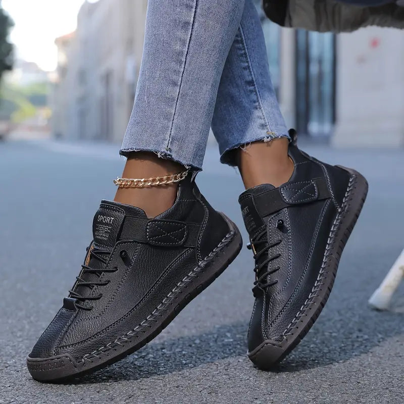 MIA ORTHOPEDIC SNEAKERS - BLACK