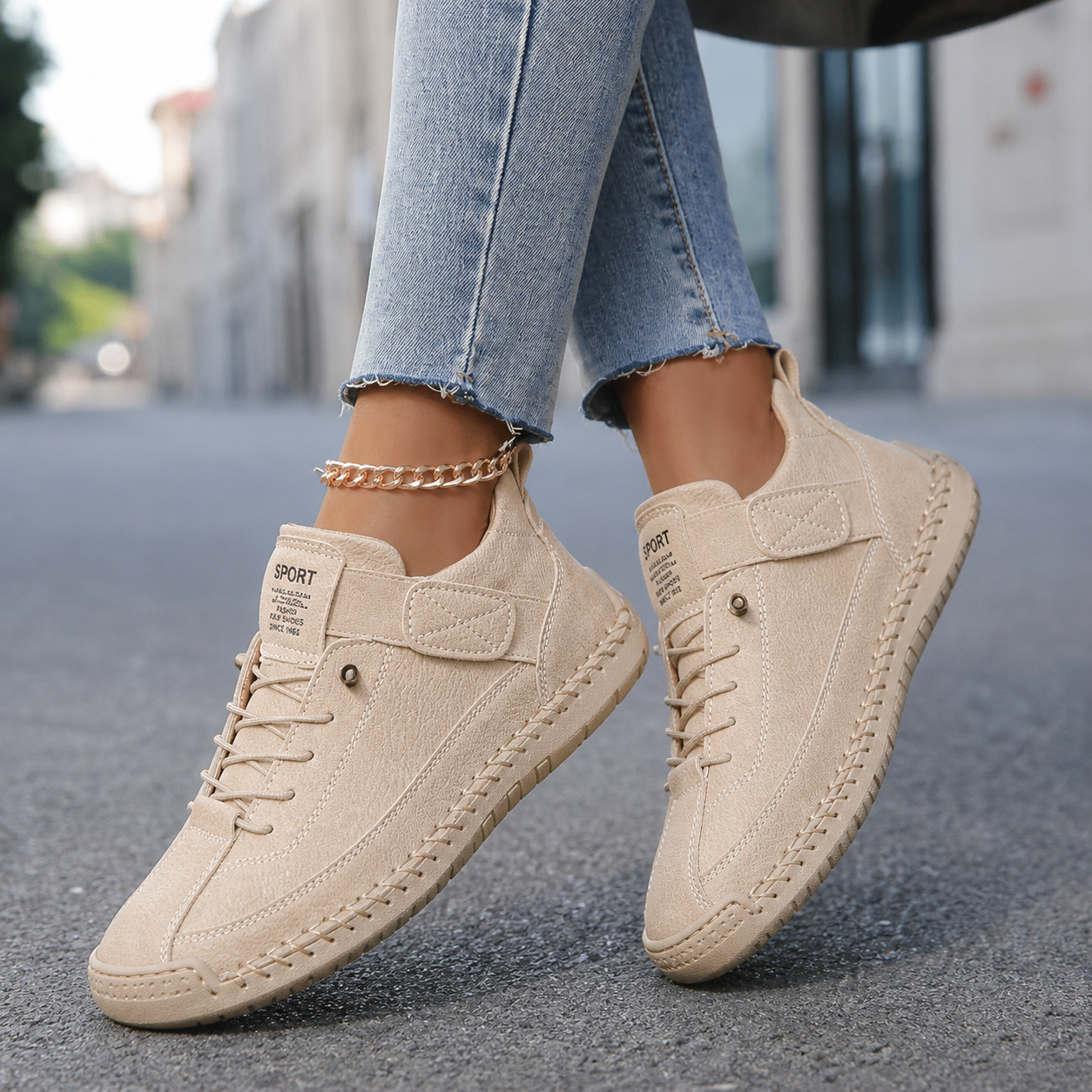 MIA ORTHOPEDIC SNEAKERS - BEIGE