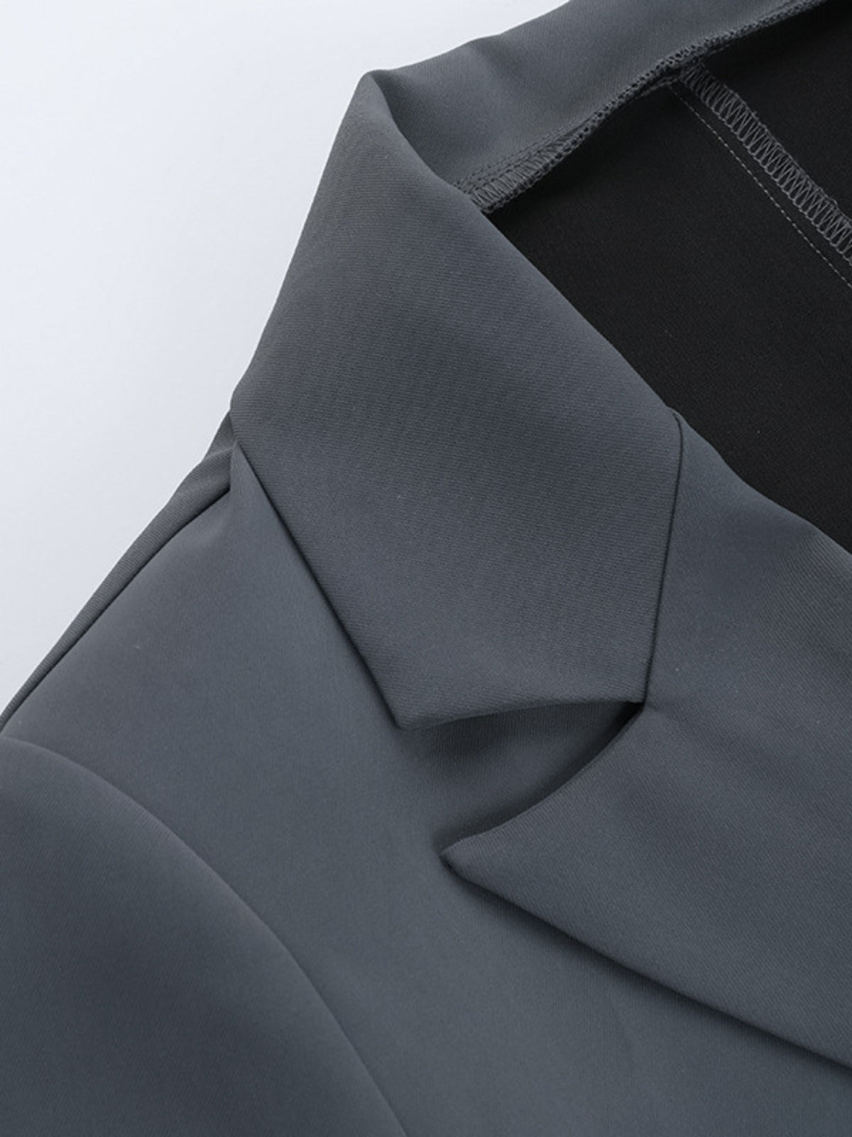 Sako Lila s květinami do kanceláře