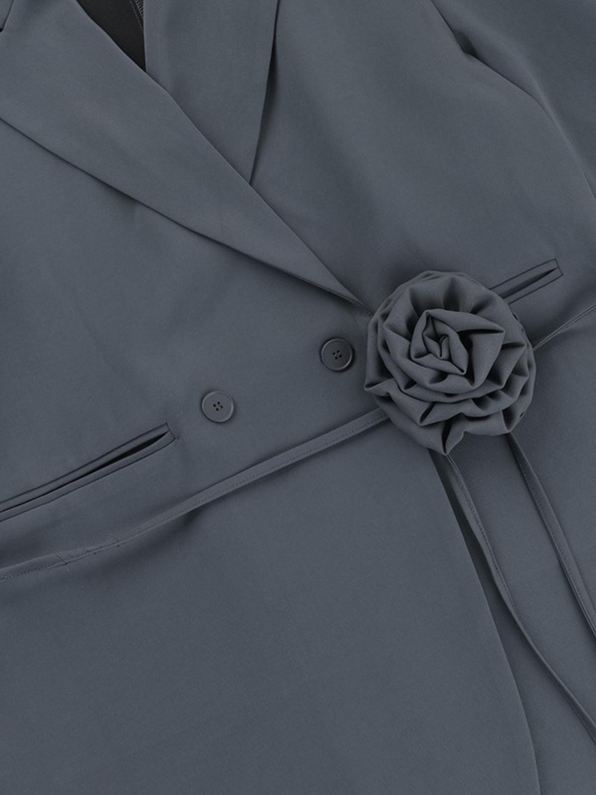 Sako Lila s květinami do kanceláře